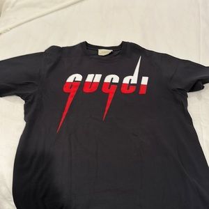 Gucci tshirt